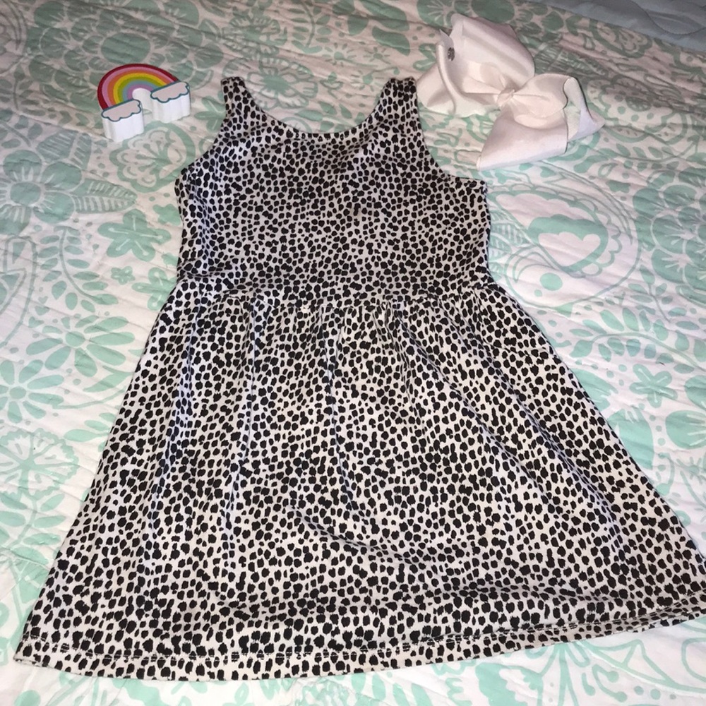 ⭐️ Old Navy - Black & White Dress